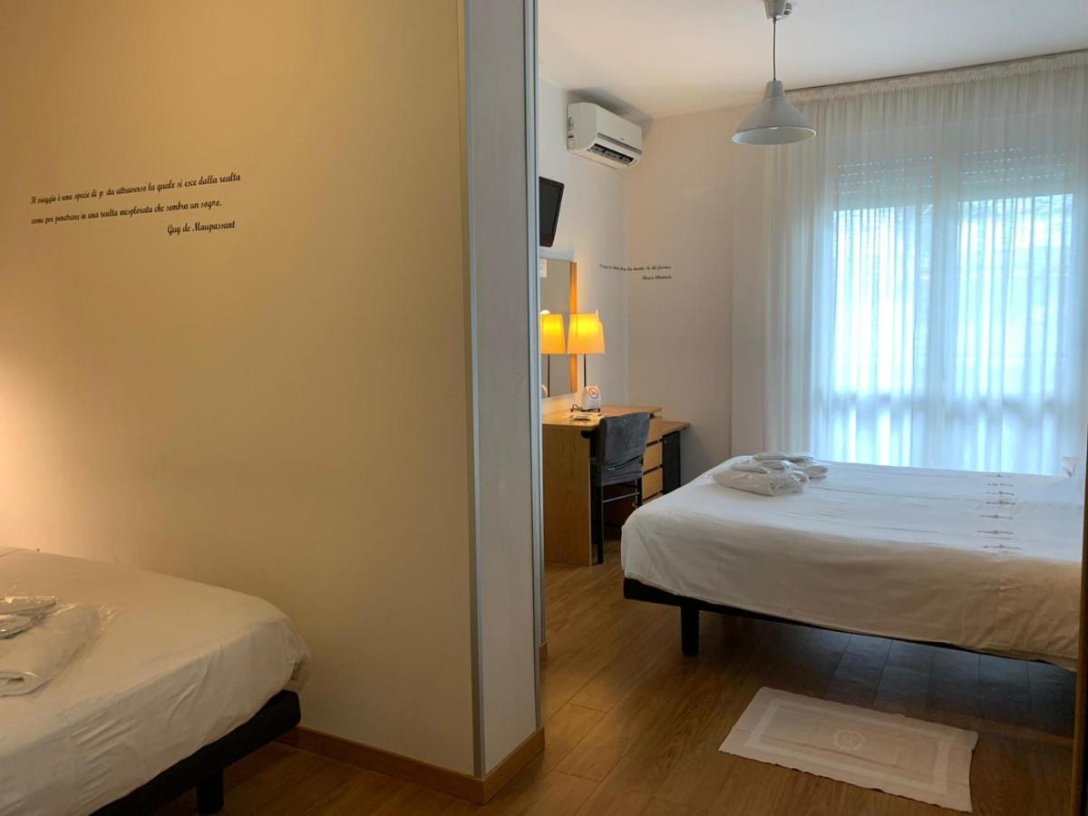 Hotel Logonovo Llido Degli Estensi Kültér fotó
