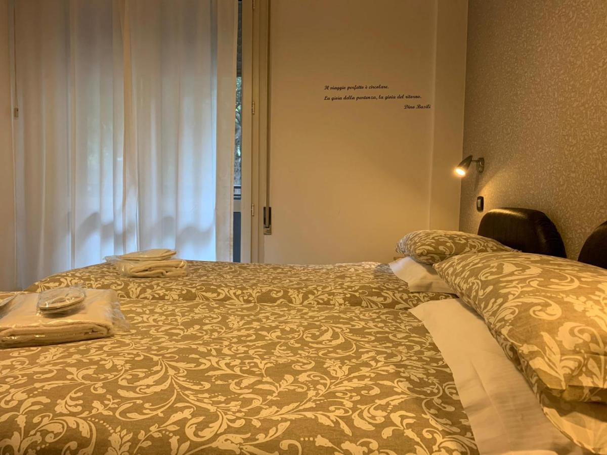Hotel Logonovo Llido Degli Estensi Kültér fotó