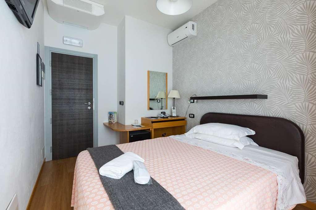 Hotel Logonovo Llido Degli Estensi Szoba fotó