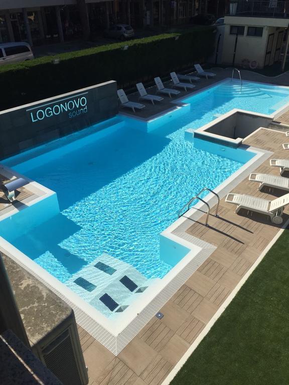 Hotel Logonovo Llido Degli Estensi Kültér fotó