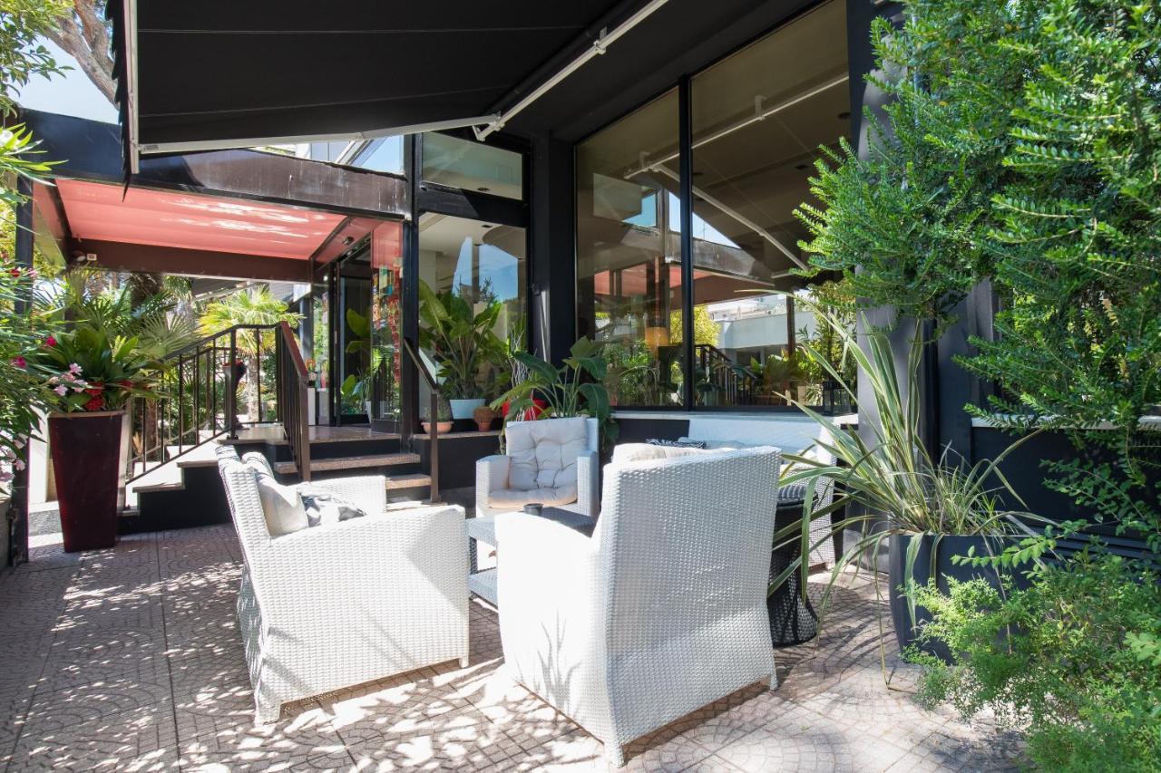 Hotel Logonovo Llido Degli Estensi Kültér fotó